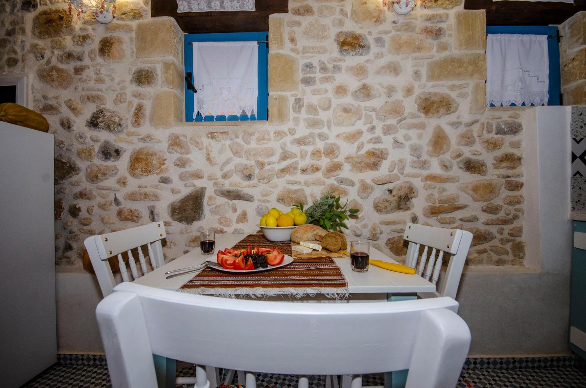 Trigono Traditional House Kalivianí Esterno foto